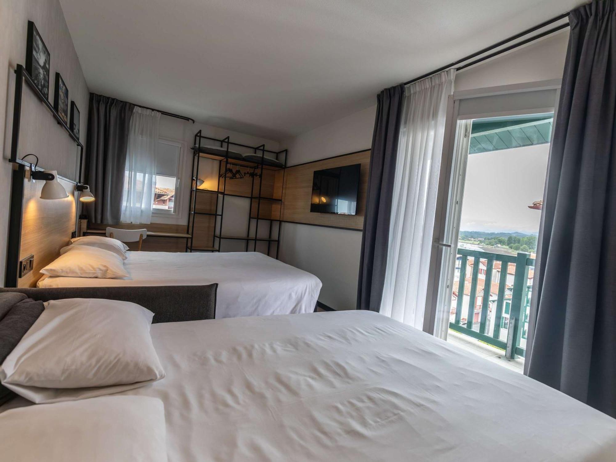 Ibis Ciboure Saint-Jean-De-Luz Hotel Exterior photo
